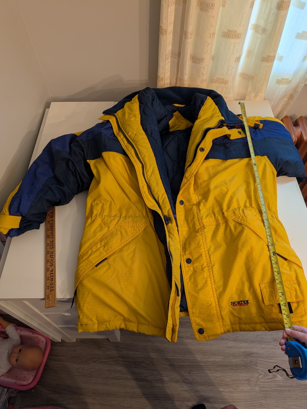 Adult Yellow & Navy Puffer Jacket Nortex Brand 90s